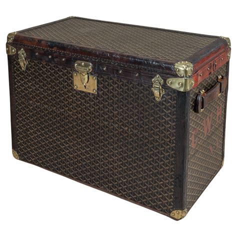 goyard trunk price